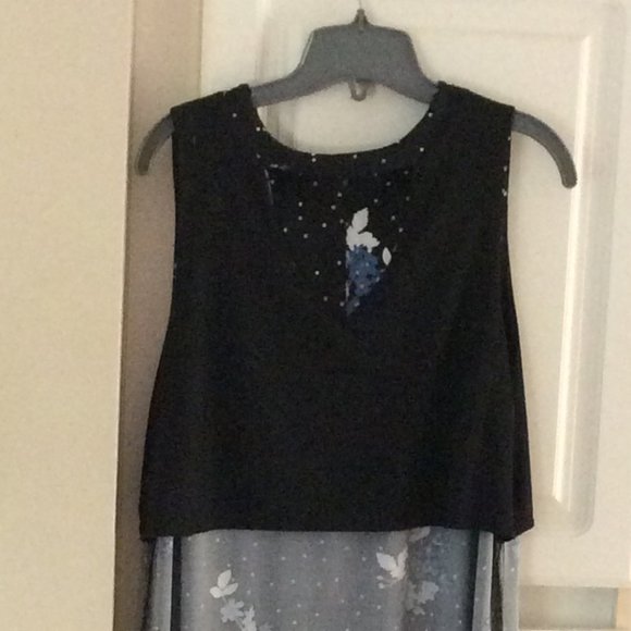Michel Studio | Made in Canada | Black, White & Blue Floral Print Dress | Sz 1X - Picture 6 of 7